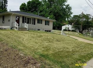 810 N Walnut St, Glenwood, IA 51534