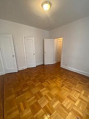5th image of 665 88th St APT D5