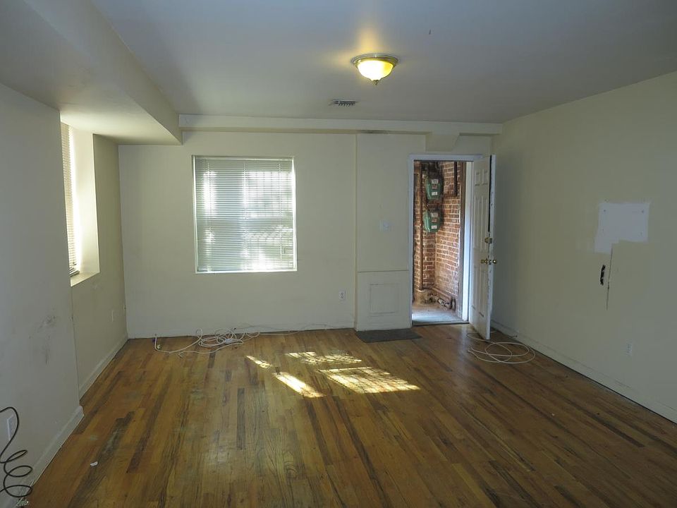 Living Room- 1st Floor