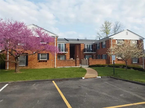 13419 Land O Woods Dr APT 7, Saint Louis, MO 63141