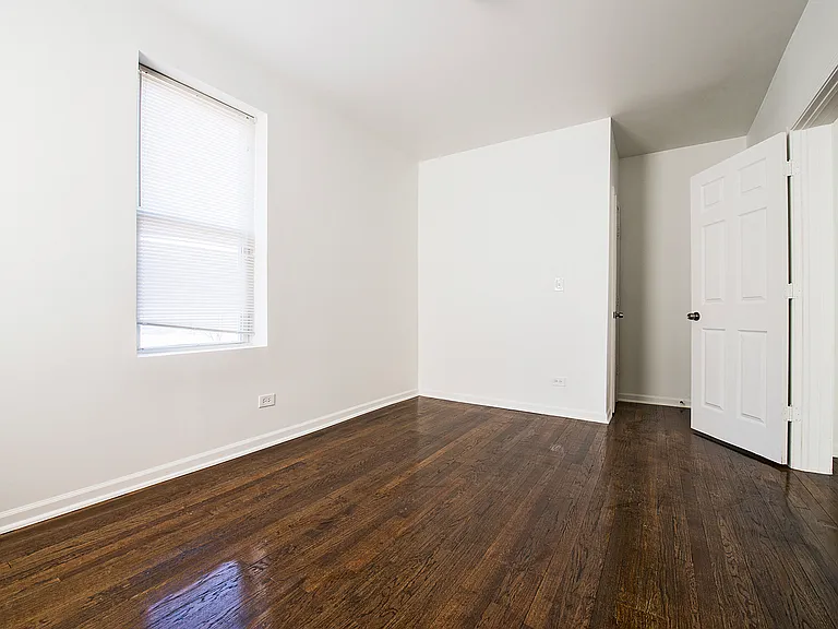 6715 S Dorchester — Photo 12