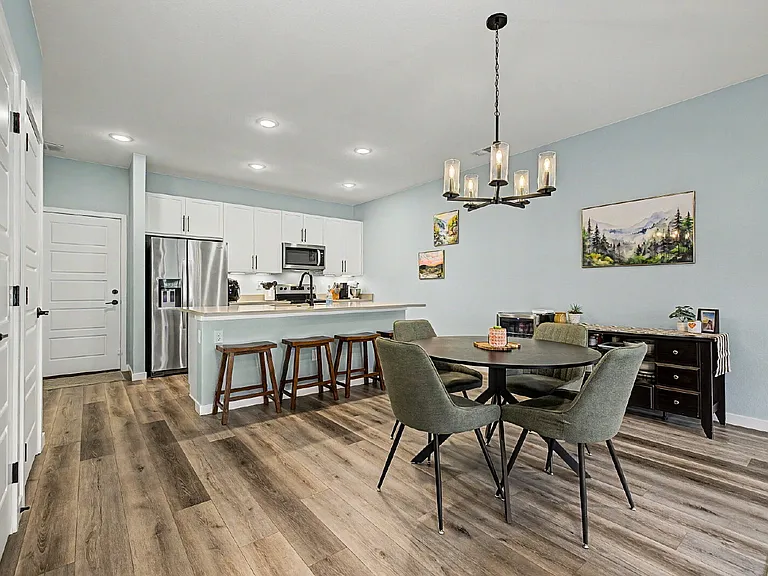 6363 Nelson St — Photo 31