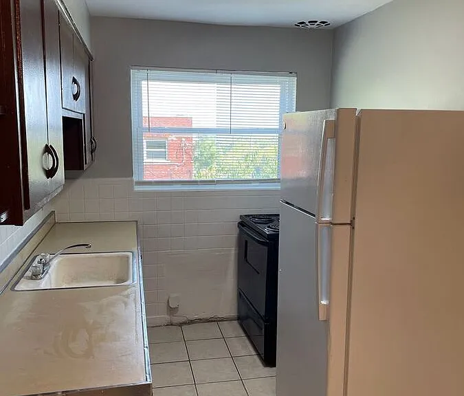2320 Westwood Northern Blvd #1 — Photo 2