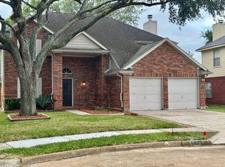 9035 Rippling Fields Dr, Houston, TX 77064