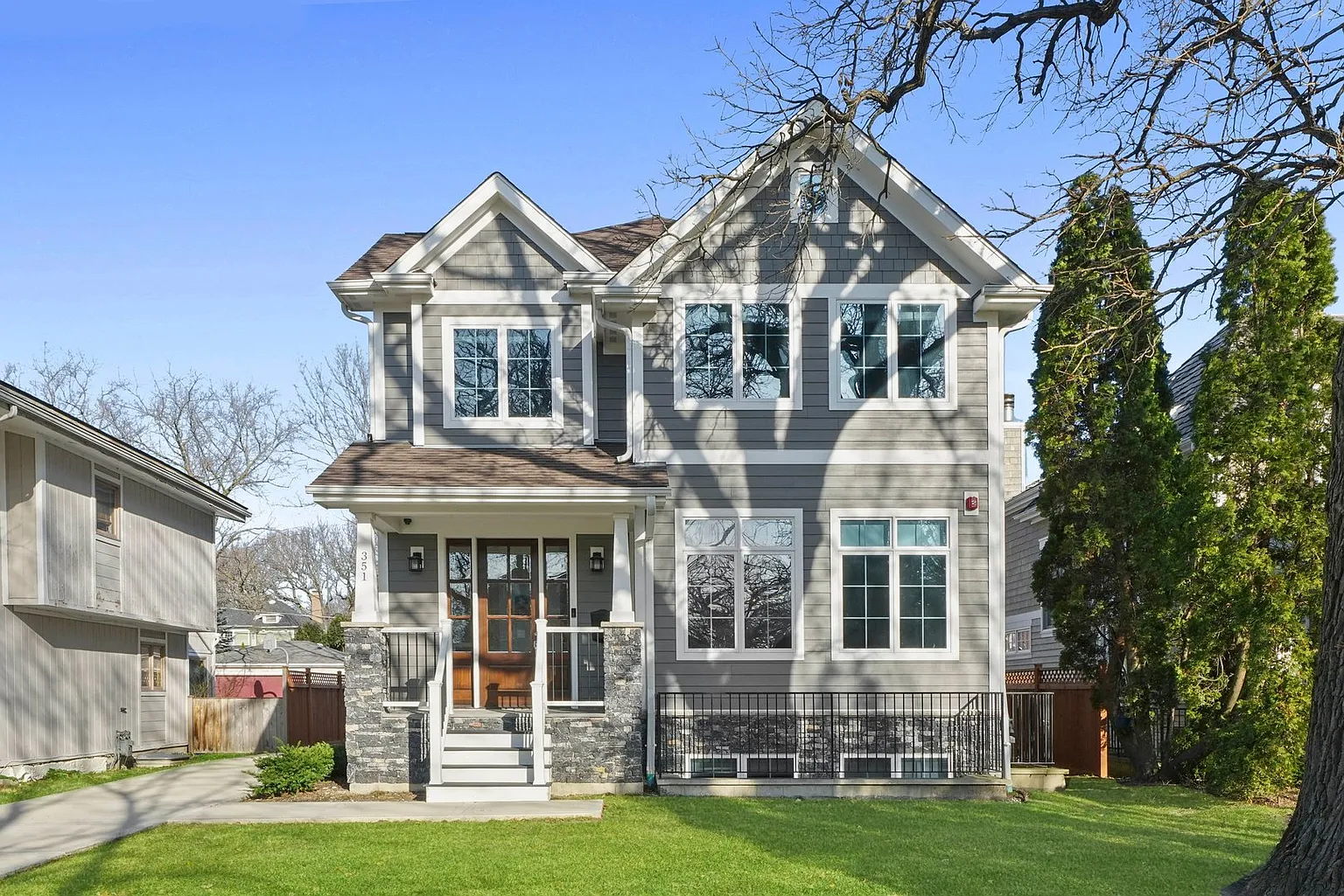 351 Washington Ave photo 1