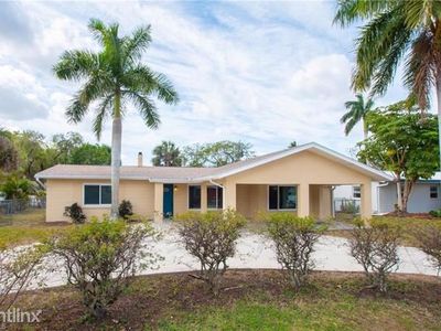 1438 Collins Rd, Fort Myers, FL, 33919