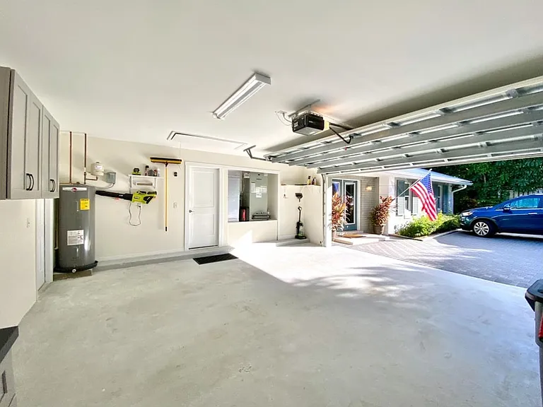 907 Tropic Dr — Photo 33