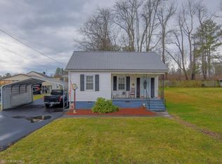 6805 Pulaski Ave, Radford, VA 24141