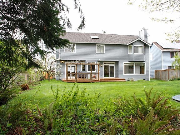2nd image of 12521 NE 160th Pl