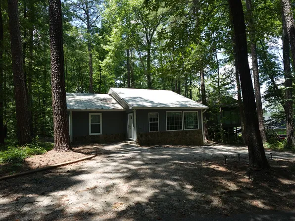 853 Eagles Nest Dr, Sanford, NC 27332