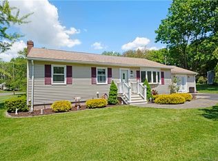 11 Greenfield Ave, Branford, CT 06405