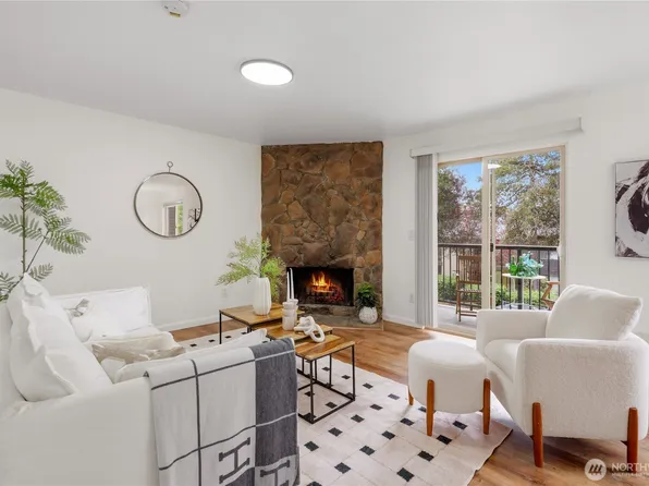 12525 NE 145th Place #F97, Kirkland, WA 98034