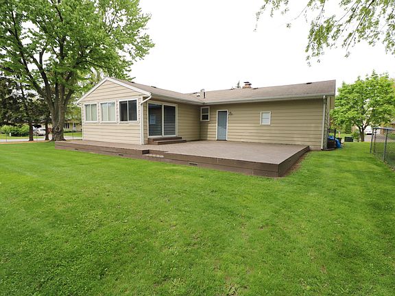 3rd image of 2170 Timberwood Dr SE
