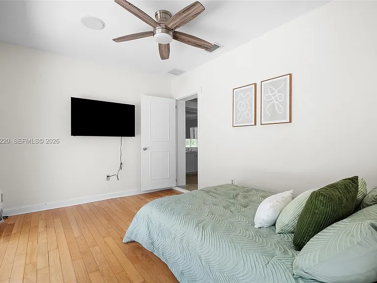 5810 Maggiore St — Photo 22