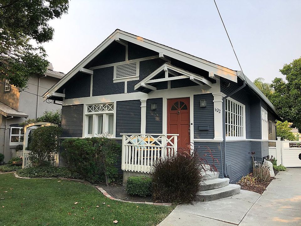 1st image of 622 Chapman St