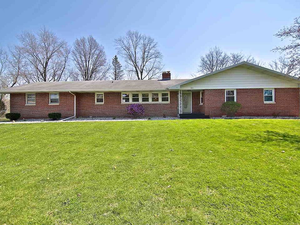 1st image of 12 Grove Park Dr