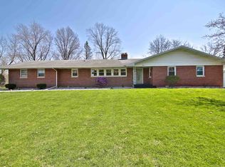 12 Grove Park Dr, Columbia City, IN 46725