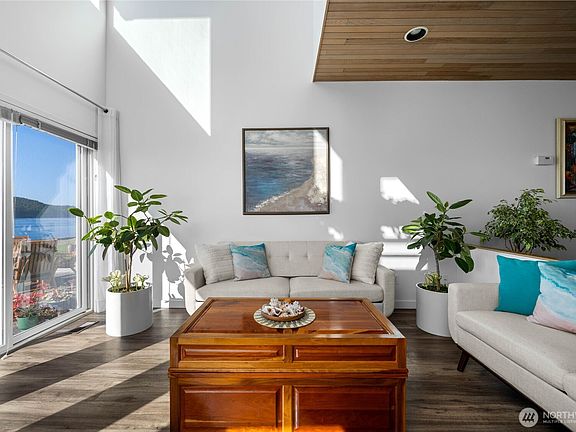 5th image of 2309 Skyline Way #5