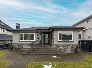 5516 Clarendon St, Vancouver, BC V5R 3J9