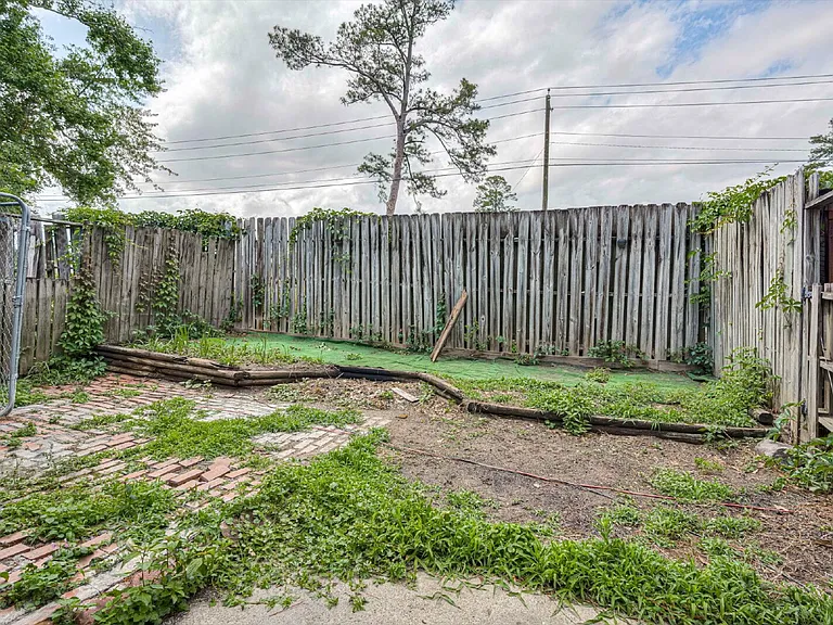 3003 Creek View Ct — Photo 33