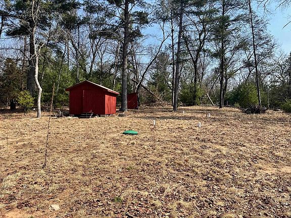 4th image of 2162 Wisconsin Street