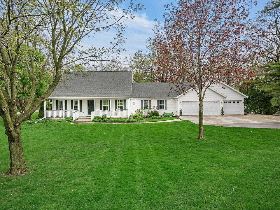 1st image of 4784 Schneider Dr
