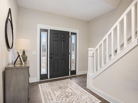 4th image of 8965 Braeside Ct NE