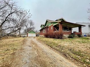 1821 E 83rd St, Kansas City, MO 64132