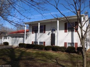 883 Pontius Rd, Mogadore, OH 44260