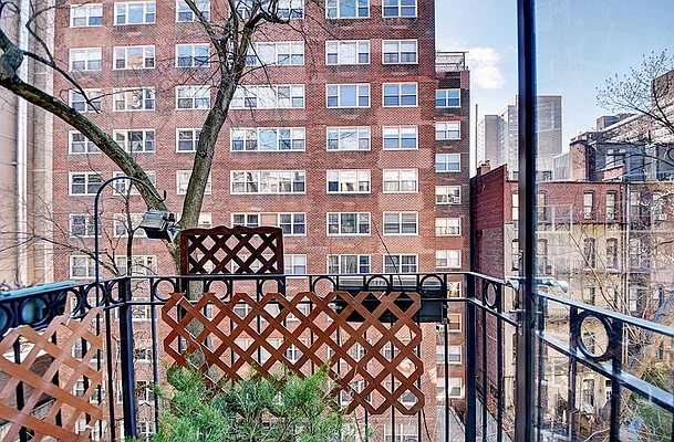 Rented by Urbane Brokerage | media 18