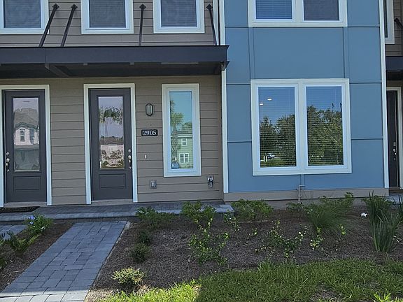 3rd image of 2905 Voyager Ave