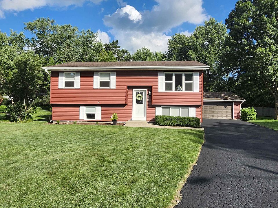 1st image of 705 Kenwood Cir