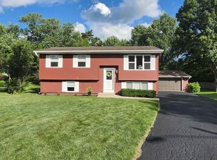 705 Kenwood Cir, Verona, WI 53593