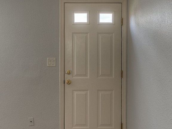 4th image of 119 N 38th St APT 18