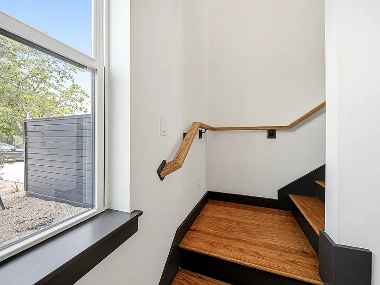 7818 Hanfro Ln #C — Photo 23