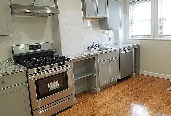 156 Lexington St #3 — Photo 6