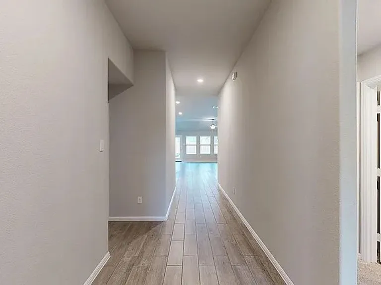 3316 Coronation Ct — Photo 4