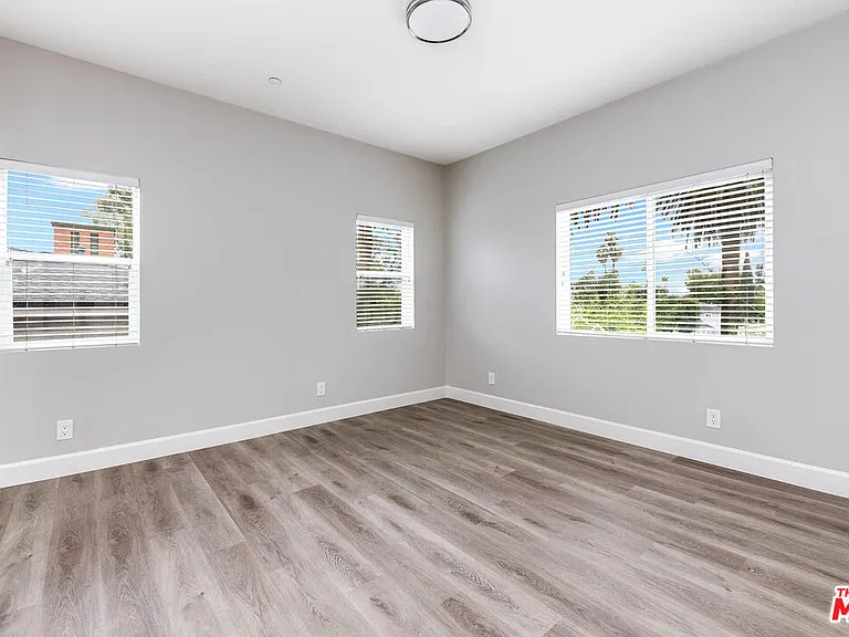 14735 Friar St #113 — Photo 11