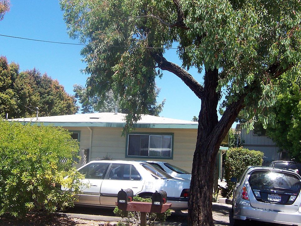 Building Photo 3