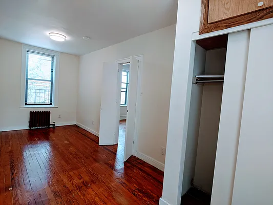 Rented by Astoria NY Condos | media 2