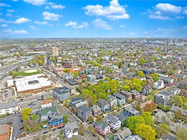 30 Messer St, Providence, RI 02909