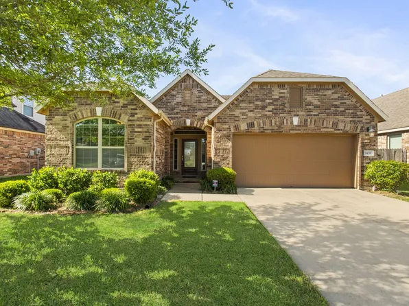9430 Harmony Lake Ln, Rosenberg, TX 77469