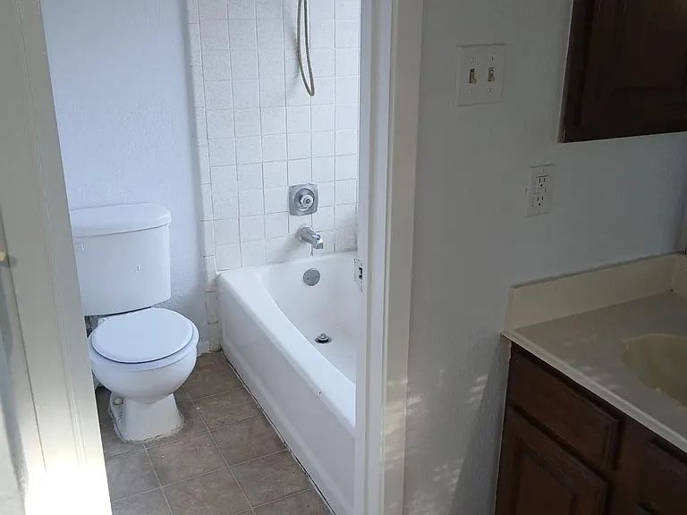 10211 Golden Sunshine Dr — Photo 20