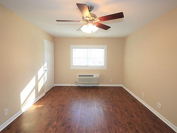 4th image of 1219 Lakeview Dr NW APT 2