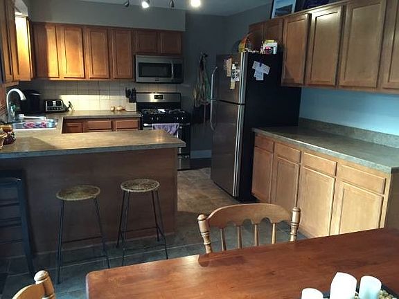 4th image of 503 Cloverdale Ave NW