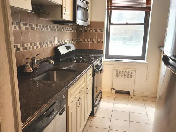 91-08 32nd Avenue image 8 of 9