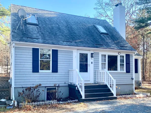 86 Lowell Road, Mashpee, MA 02649