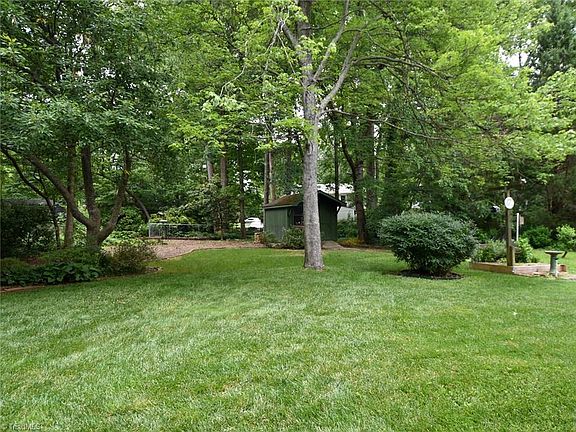 3rd image of 2606 Gracewood Dr