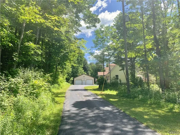 10149 Bailey Lake Rd, Waterville, NY 13480
