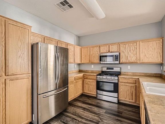 5th image of 7659 Hampton Park Ln